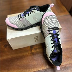 On Cloud X Shift Running Shoe, Vapor/Surf, Size 8 Excellent Condition!